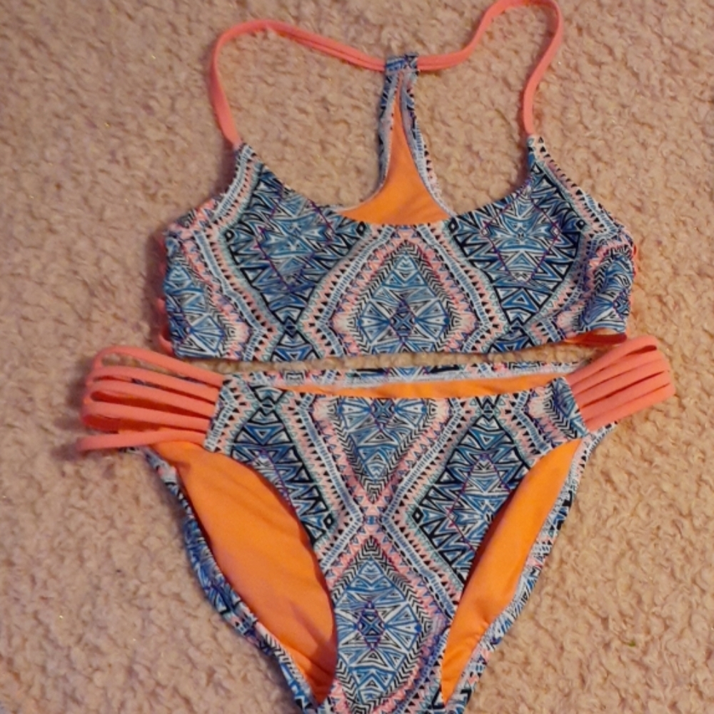 Swim suit